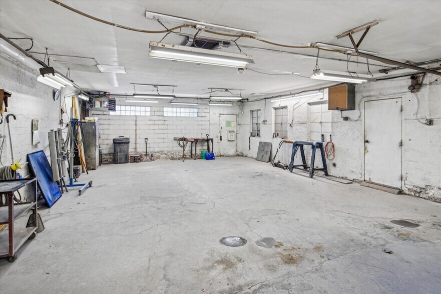 5840 S Western Ave, Chicago, IL à vendre - Photo de l’immeuble – Image 3 sur 15