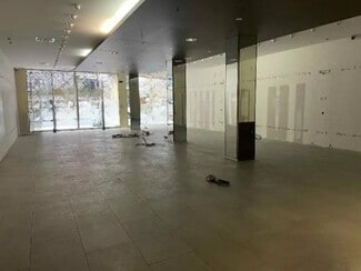 Plus de détails pour Local commercial à louer