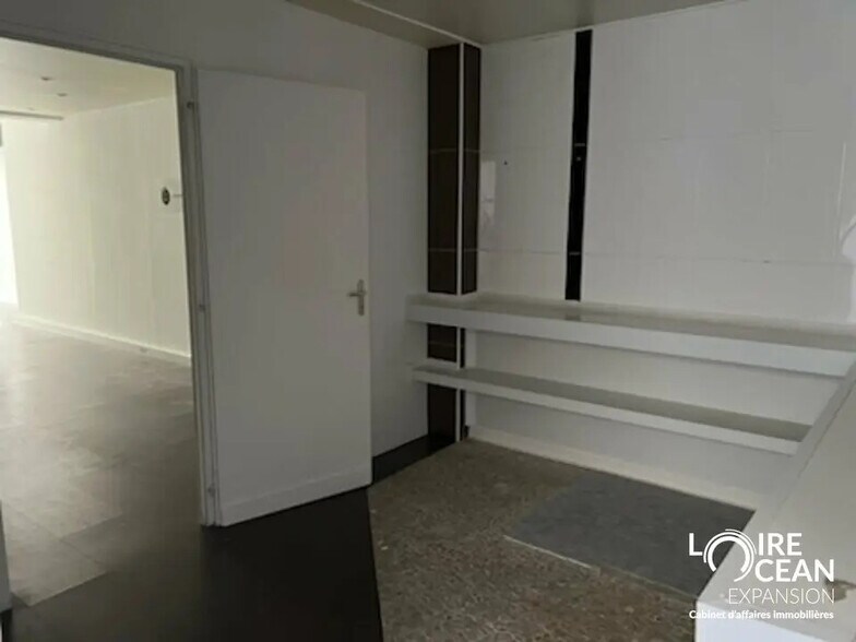 Local commercial dans La Roche-sur-Yon à louer - Photo intérieure – Image 2 sur 3