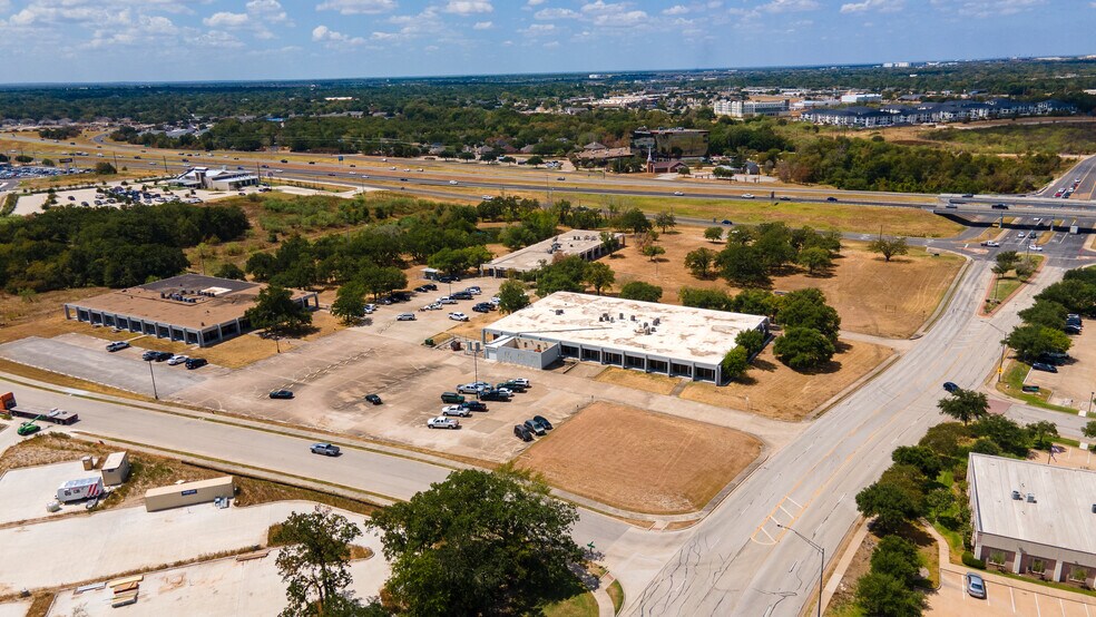 3005 S Earl Rudder Fwy, College Station, TX à vendre - Photo de l’immeuble – Image 3 sur 11