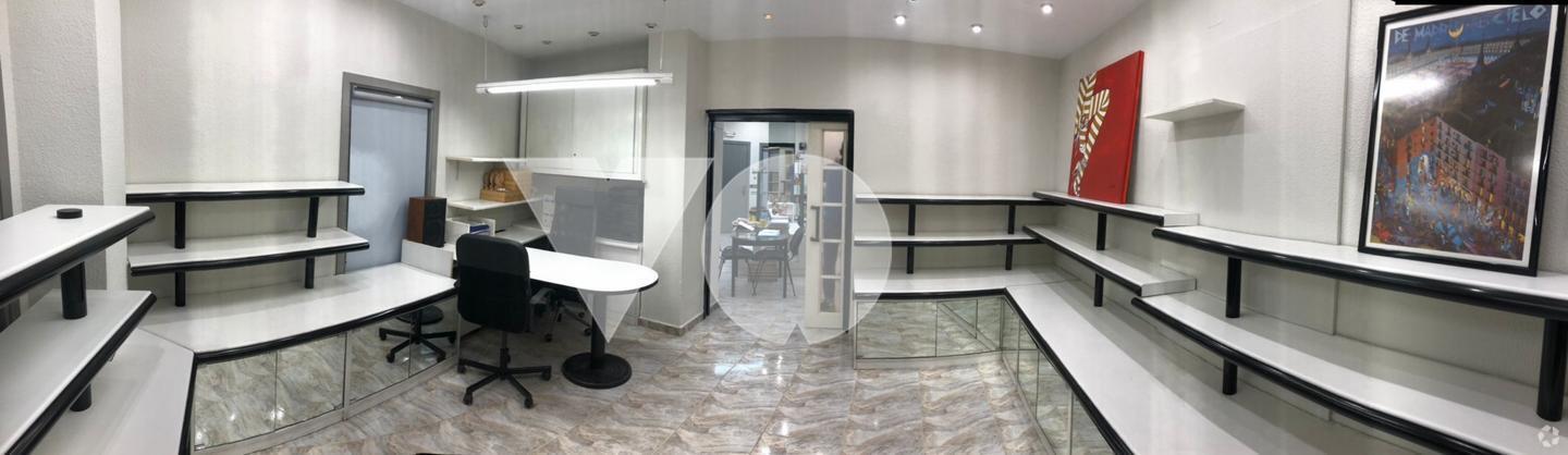 Immeuble residentiel dans Madrid, Madrid à vendre Photo intérieure– Image 1 sur 2