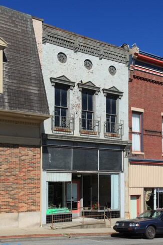 Plus de détails pour 128 S Main St, Harrodsburg, KY - Local commercial à vendre