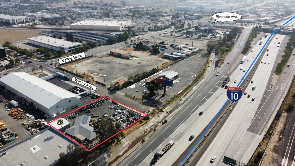 1744 S Willow Ave, Rialto, CA à vendre - Photo de l’immeuble – Image 2 sur 7