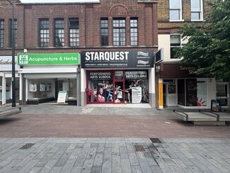 Plus de détails pour 109 High St, Chatham - Local commercial à louer