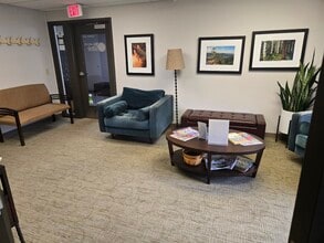 1202 Foulk Rd, Wilmington, DE à louer Photo intérieure– Image 2 sur 4