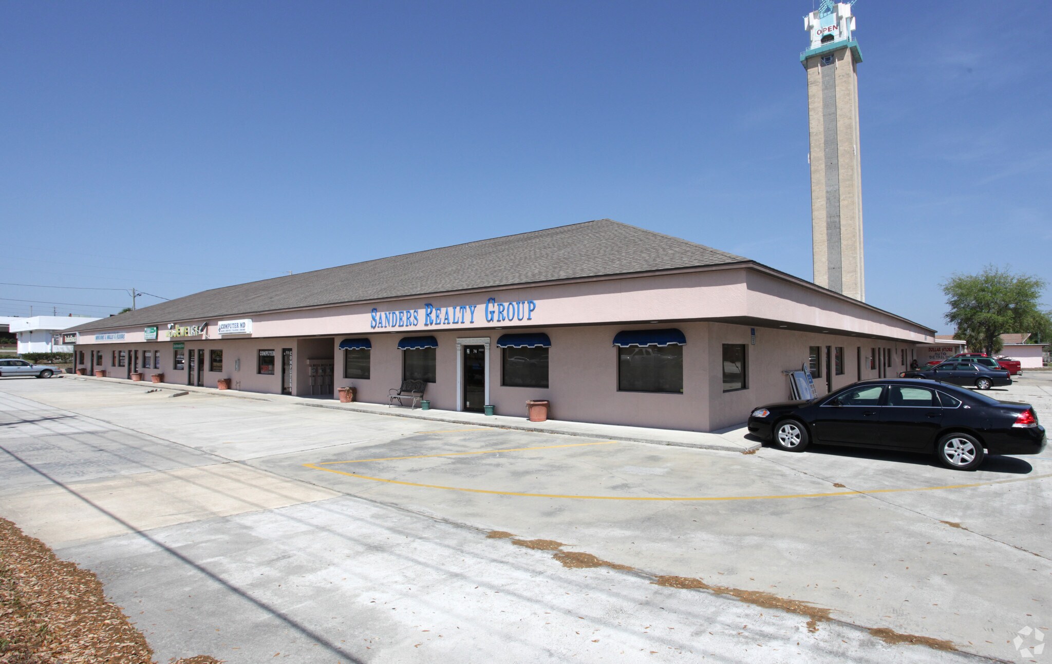 60-74 Tower St, Lake Placid, FL à vendre Photo principale– Image 1 sur 10