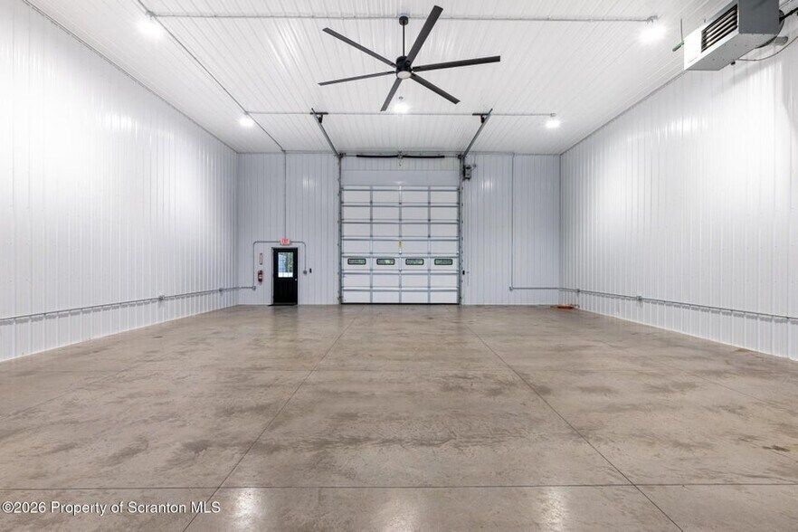 151 Brown Rd, Pittston, PA à louer - Photo de l’immeuble – Image 3 sur 4