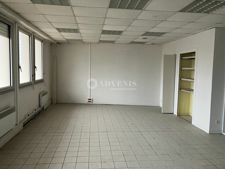 Bureau dans Bourges à louer - Photo intérieure – Image 3 sur 3