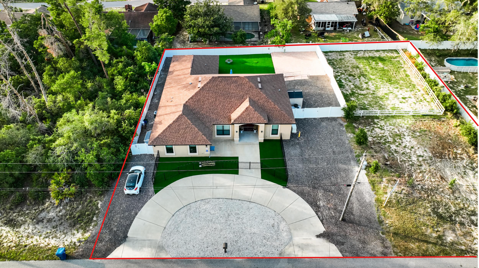 13031 Partridge St, Spring Hill, FL à vendre - Photo de l’immeuble – Image 2 sur 51