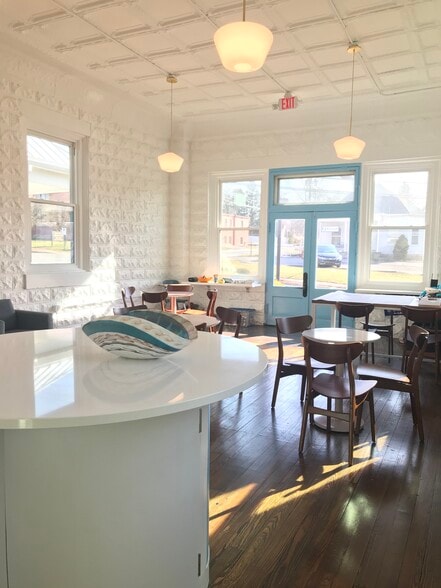 11615 Main St, Louisville, KY à louer - Photo intérieure – Image 3 sur 16