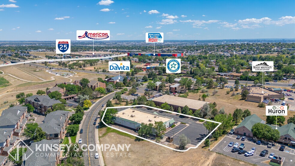 8889 Fox Dr, Thornton, CO à louer - Photo de l’immeuble – Image 2 sur 12
