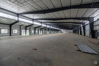 3501 Pollok Dr, Conroe, TX à louer Photo intérieure– Image 1 sur 2