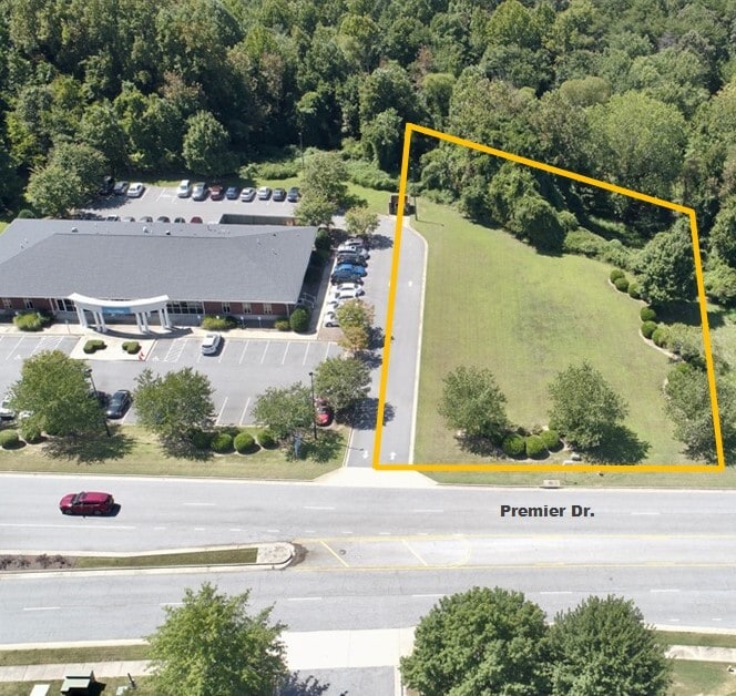 4480 Premier Dr, High Point, NC à vendre Aérien– Image 1 sur 5
