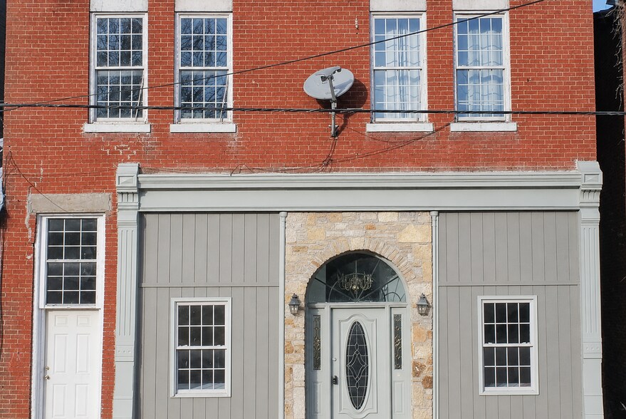 127 Main St, North Middletown, KY à louer - Photo de l’immeuble – Image 3 sur 15