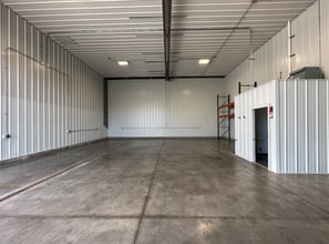 2101-2103 2nd Ave N, Silvis, IL à louer Photo intérieure– Image 1 sur 4