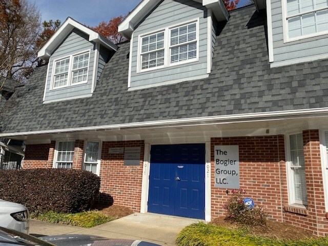 1015-1029 Bullard Ct, Raleigh, NC à vendre Photo principale– Image 1 sur 16