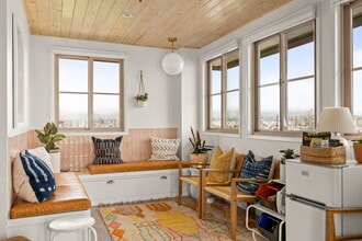 1449-1691 Spinnaker Dr, Ventura, CA à louer Photo intérieure– Image 2 sur 6