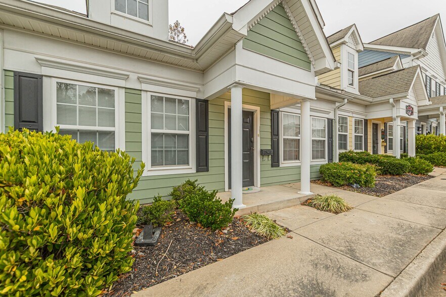 500 Lanier Ave W, Fayetteville, GA à louer - Photo de l’immeuble – Image 2 sur 42