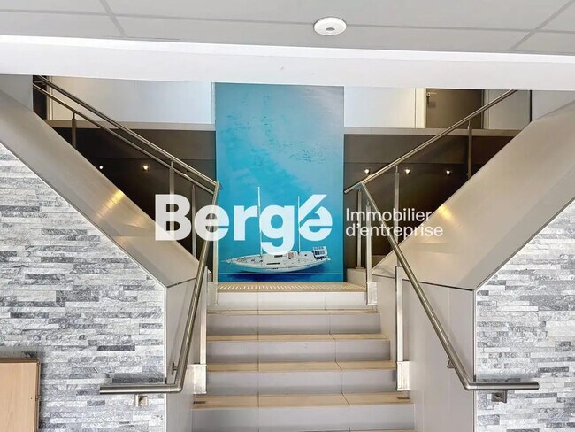 Plus de détails pour Bureau à louer