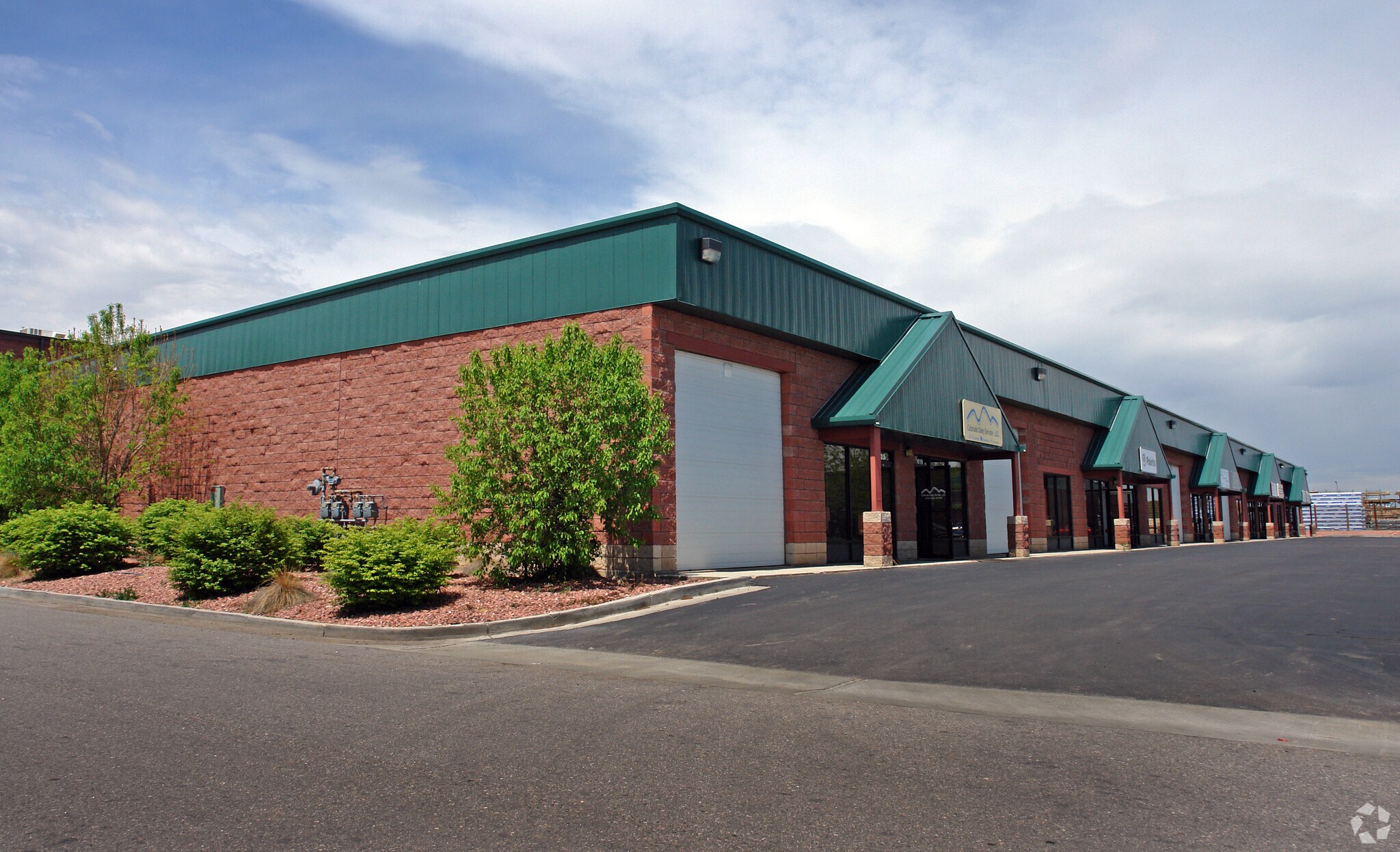580-631 N Denver Ave, Loveland, CO à louer Photo principale– Image 1 sur 19