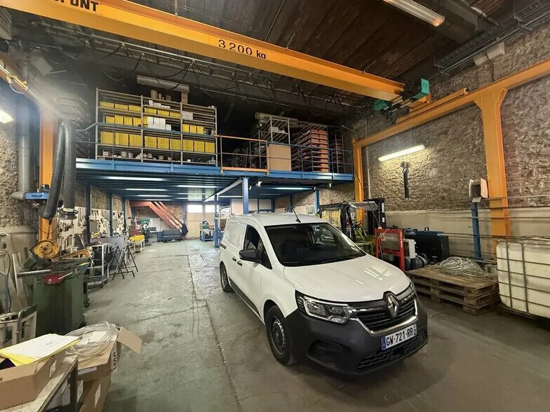 Local d'activités dans Argenteuil à vendre - Photo de l’immeuble – Image 1 sur 8