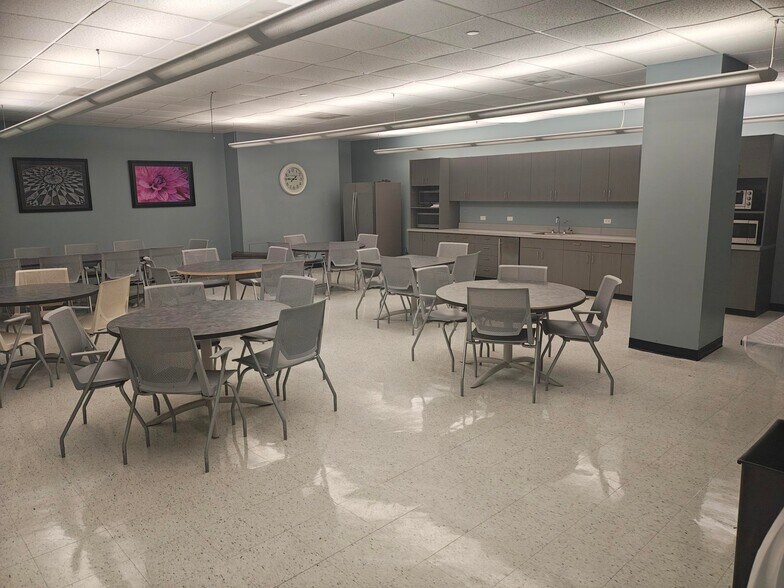 1234 Market St, Philadelphia, PA à louer - Photo de l’immeuble – Image 3 sur 8