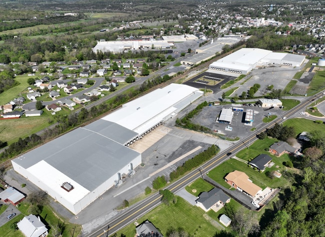 Plus de détails pour One Shenandoah Valley Dr, Strasburg, VA - Industriel/Logistique à louer