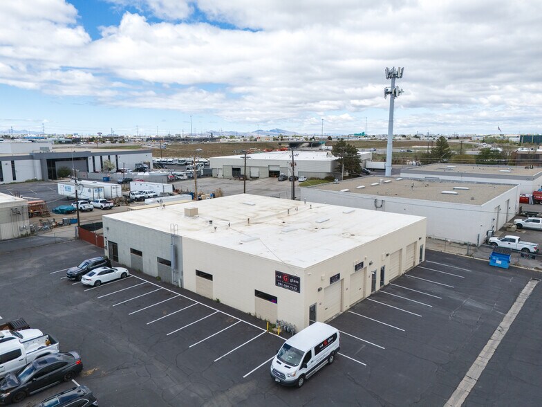 2160 W 2300 S, West Valley City, UT à louer - Aérien – Image 1 sur 7