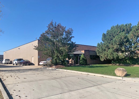 35315 Beattie Dr, Sterling Heights, MI à louer - Photo de l’immeuble – Image 3 sur 8