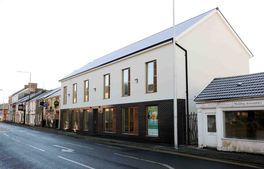 West End, Llanelli à louer - Photo de l’immeuble – Image 2 sur 2