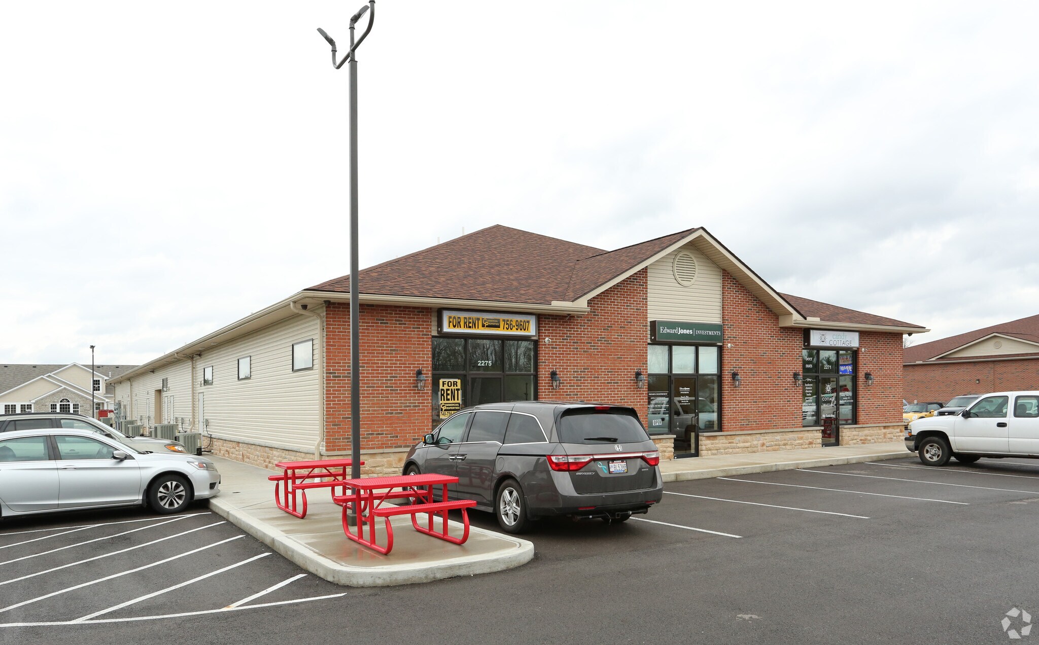 2267-2275 W Fair Ave, Lancaster, OH à vendre Photo principale– Image 1 sur 23