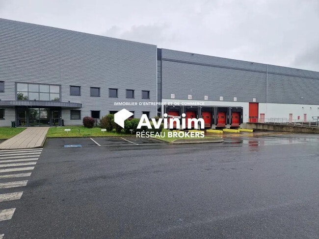 Plus de détails pour Bureau, Industriel/Logistique à louer