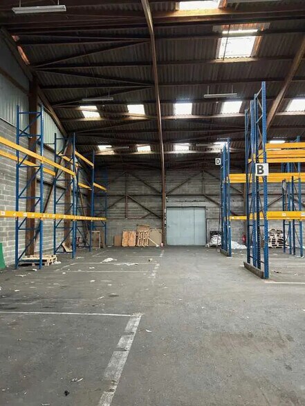 Local d’activités dans Saint-Nicolas-de-la-Taille à louer - Photo intérieure – Image 1 sur 4