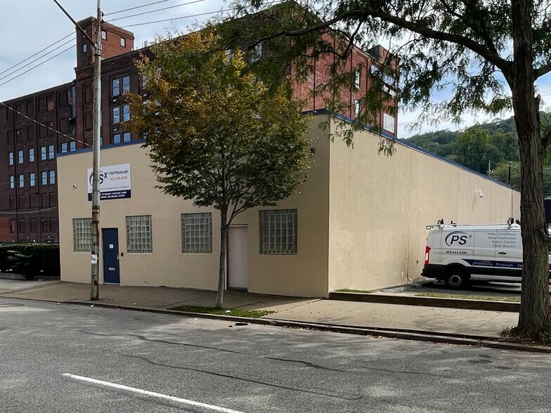 2826 Penn Ave, Pittsburgh, PA à vendre - Photo de l’immeuble – Image 2 sur 11