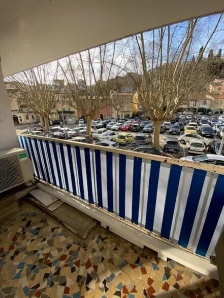 Bureau dans Cagnes-sur-Mer à louer - Photo de l’immeuble – Image 2 sur 13