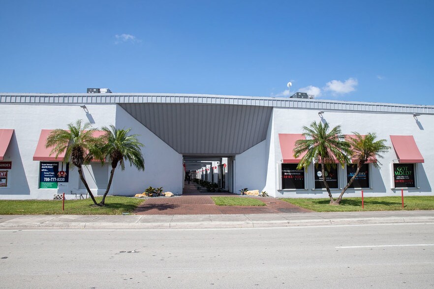 7311 NW 12th St, Miami, FL à louer - Photo de l’immeuble – Image 3 sur 25