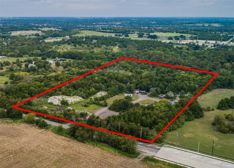 1525 E Wheatland Rd, Dallas, TX à vendre - Photo de l’immeuble – Image 2 sur 2