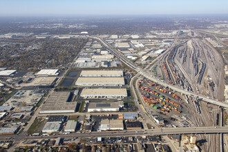 10701 Franklin Ave, Franklin Park, IL - VUE AÉRIENNE  vue de carte - Image1