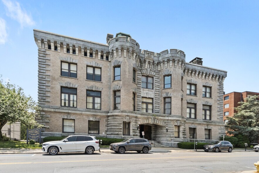 92 High St, Medford, MA à louer - Photo de l’immeuble – Image 3 sur 28