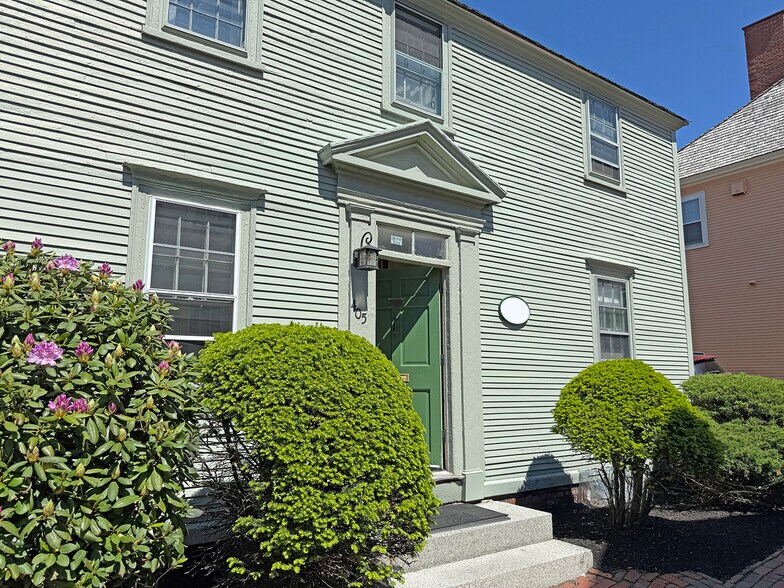 405 The Hill, Portsmouth, NH à louer - Photo principale – Image 1 sur 4
