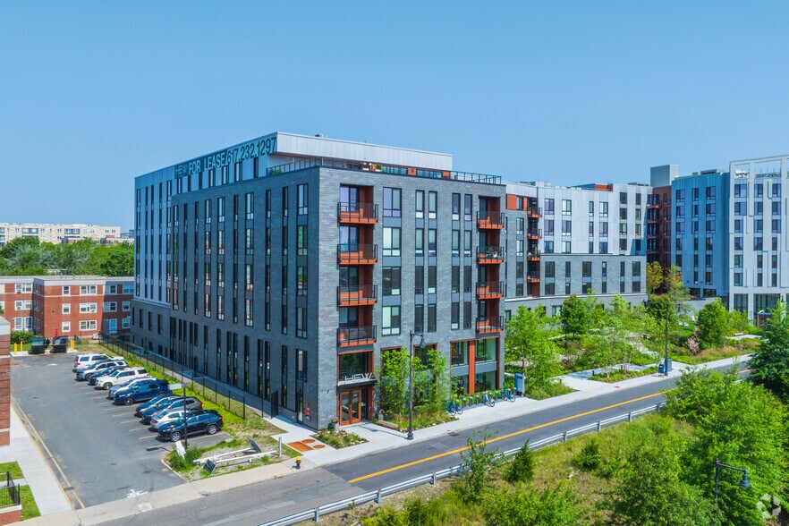 1525 Commonwealth Ave, Boston, MA à vendre - Photo de l’immeuble – Image 2 sur 29