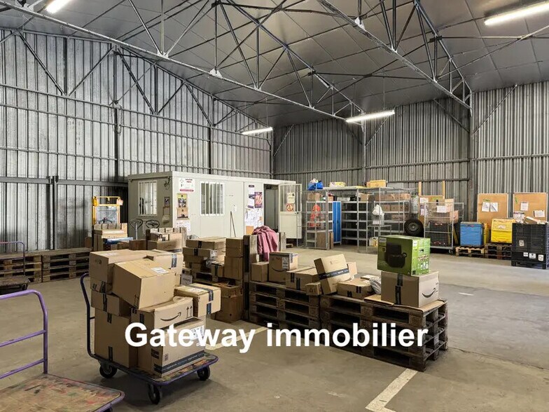 Industriel/Logistique dans Issoire à louer - Photo intérieure – Image 2 sur 7