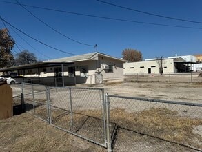 101 E Strickland St, Del Rio, TX à louer Autre– Image 1 sur 13