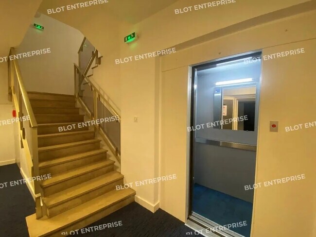 Plus de détails pour Bureau à louer