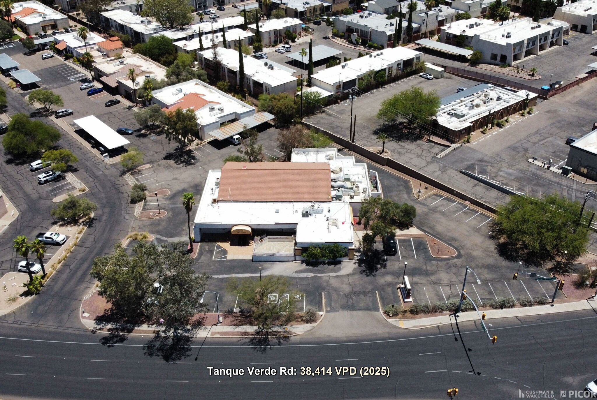 6350 E Tanque Verde Rd, Tucson, AZ à vendre Photo de l’immeuble– Image 1 sur 9