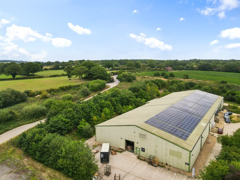 Emms Ln, Horsham à louer - Photo de l’immeuble – Image 1 sur 7