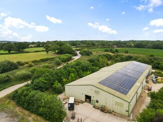 Plus de détails pour Emms Ln, Horsham - Industriel/Logistique à louer