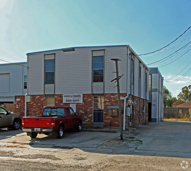 628 Papworth Ave, Metairie, LA à vendre - Photo de l’immeuble – Image 3 sur 3