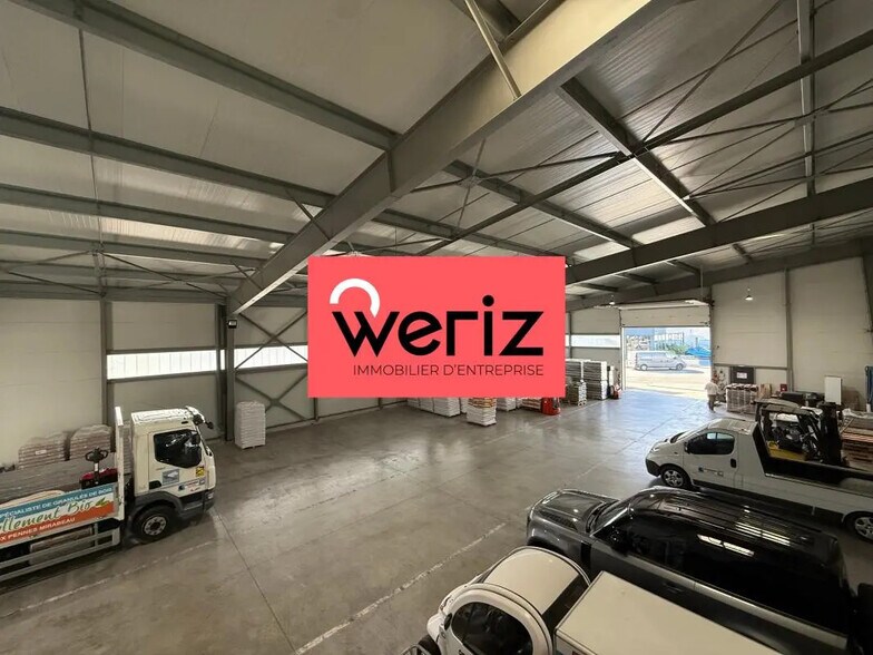 Local d’activités dans Les Pennes-Mirabeau à louer - Photo de l’immeuble – Image 3 sur 11