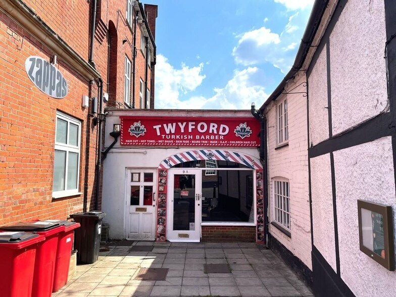 9A High St, Reading à vendre - Photo de l’immeuble – Image 2 sur 7